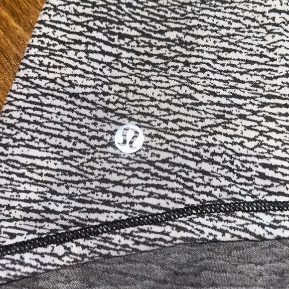 Lululemon Tanktop - Picture 3 of 5